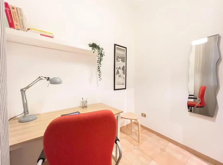 Elegant And Cozy Flat With Study - Trastevere Rome Apartment