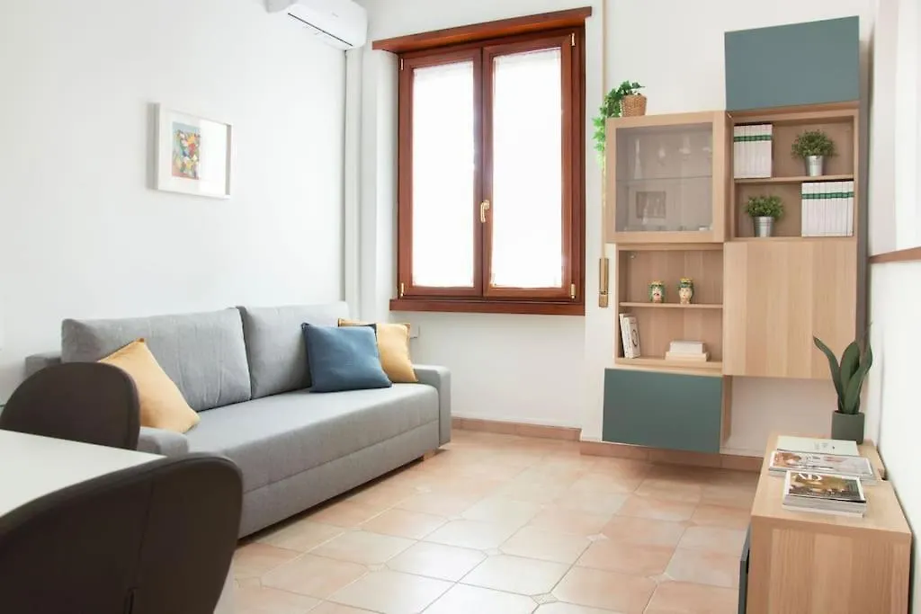Elegant And Cozy Flat With Study - Trastevere Rome Apartment