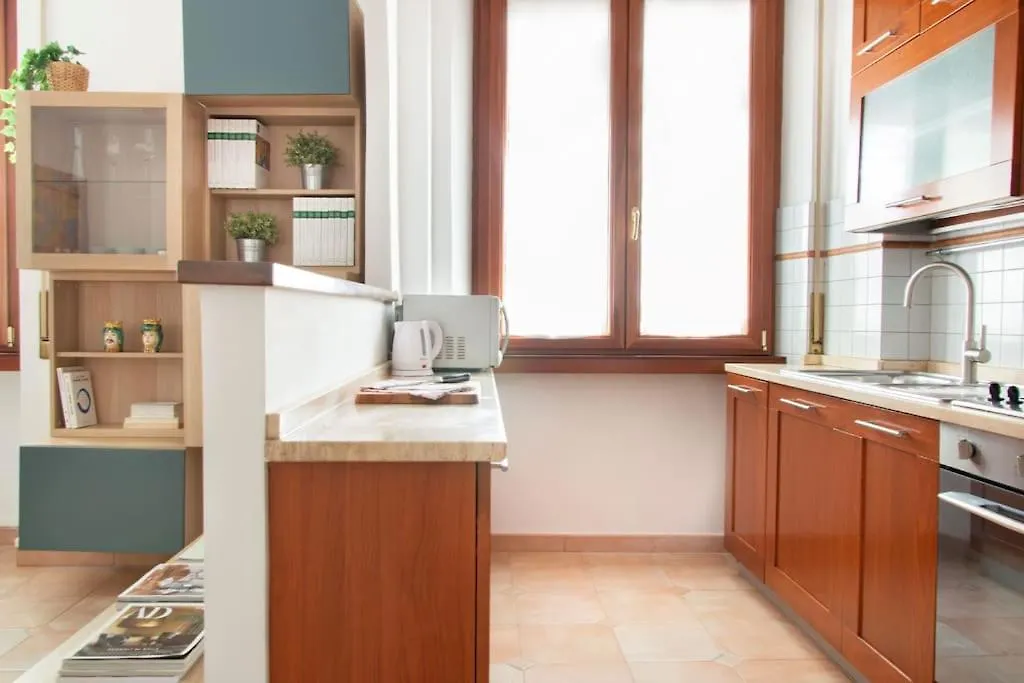 Elegant And Cozy Flat With Study - Trastevere Rome 0*,