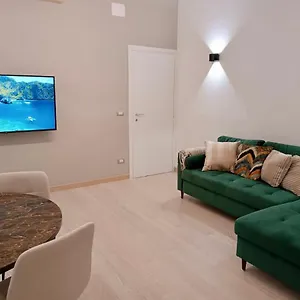 Apartment Casa Nicola- Apt In The Heart Of, Rom