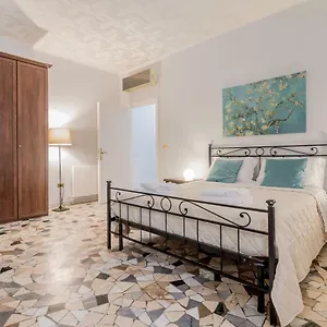 House Grimaldi Apartamento